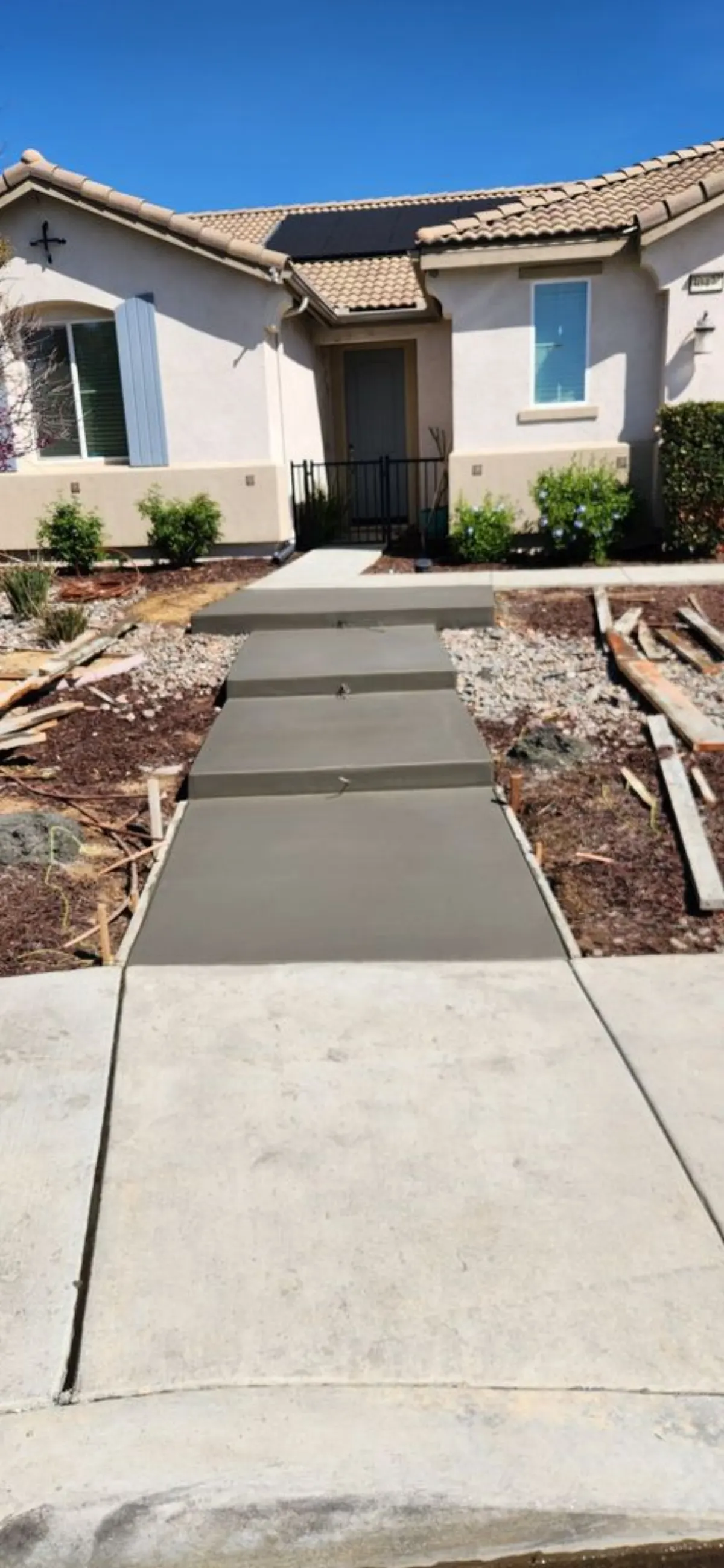 Pacific West Grounds landscape project 5